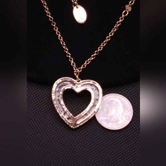 Time & Tru Heart Pendant goldtone necklace - Picture 5 of 5